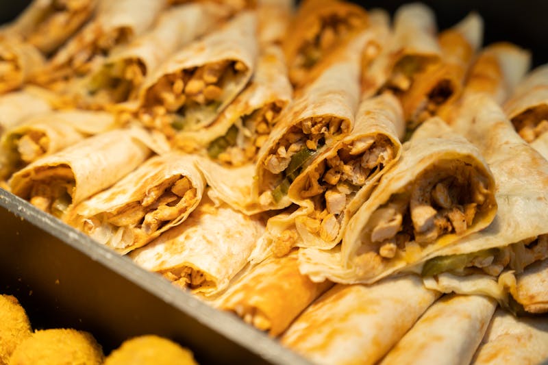 Honey BBQ Wrap with chicken and vegetables